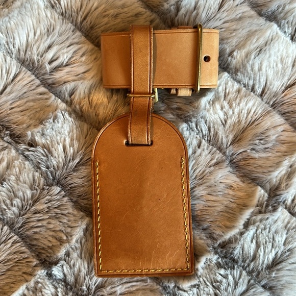 Louis Vuitton vachetta luggage tag and poignet - Picture 3 of 5